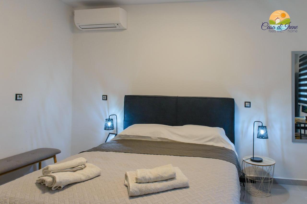 Casa D' Irene Near Airport, 200 Mtrs From The Beach, Artemis Center Eksteriør billede